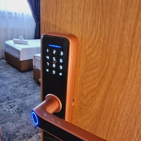 Stay Inn Rediu Valea Lupului  Экстерьер фото