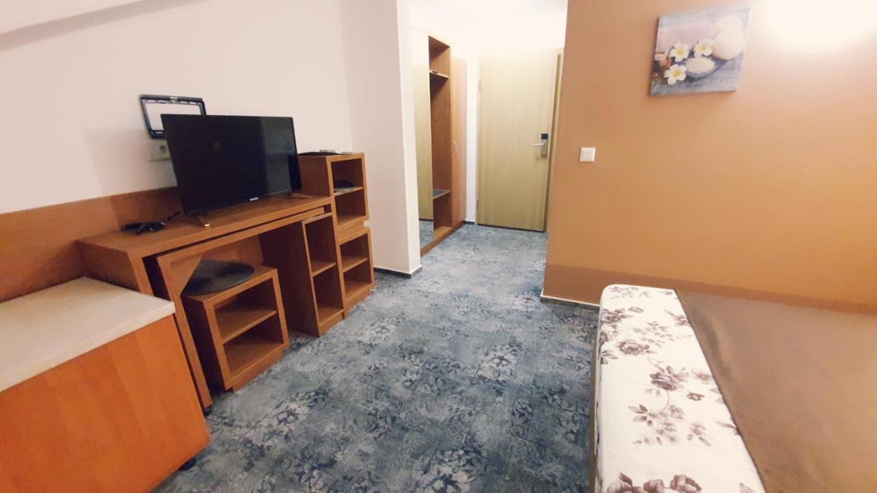Stay Inn Rediu Valea Lupului  Экстерьер фото