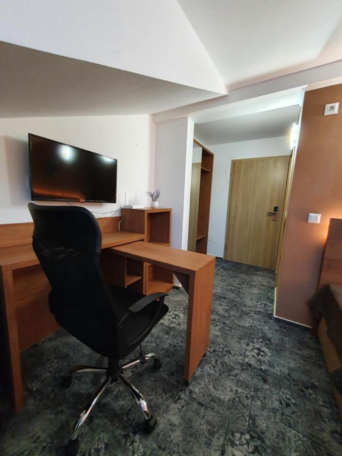 Stay Inn Rediu Valea Lupului  Экстерьер фото