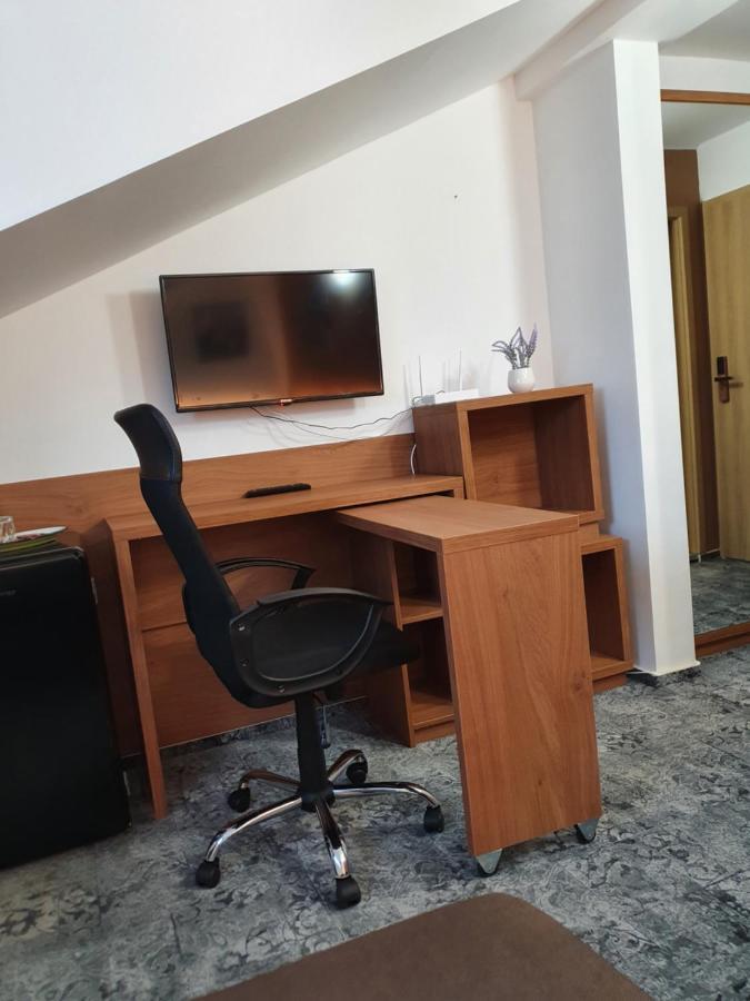 Stay Inn Rediu Valea Lupului  Экстерьер фото