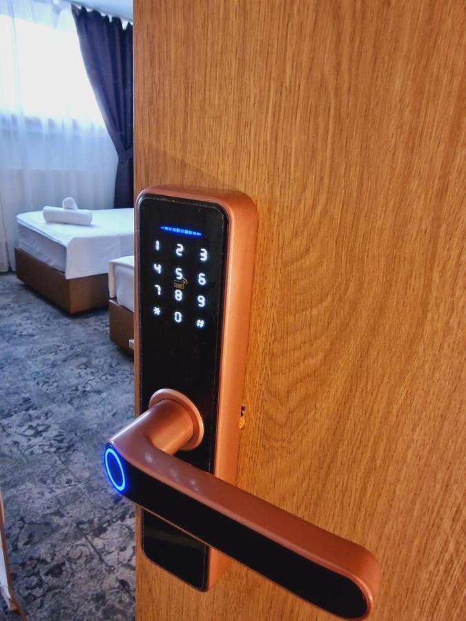 Stay Inn Rediu Valea Lupului  Экстерьер фото