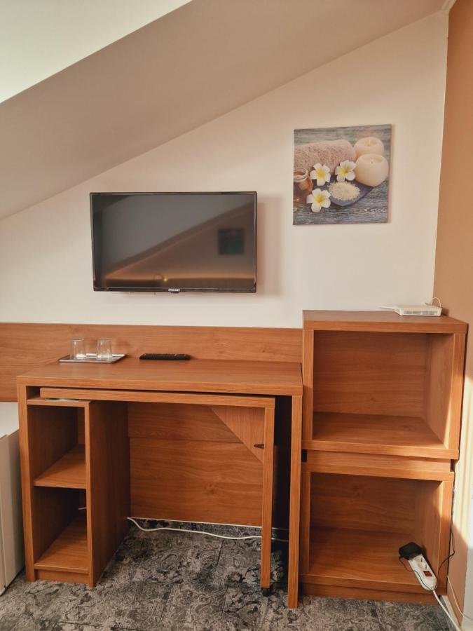 Stay Inn Rediu Valea Lupului  Экстерьер фото