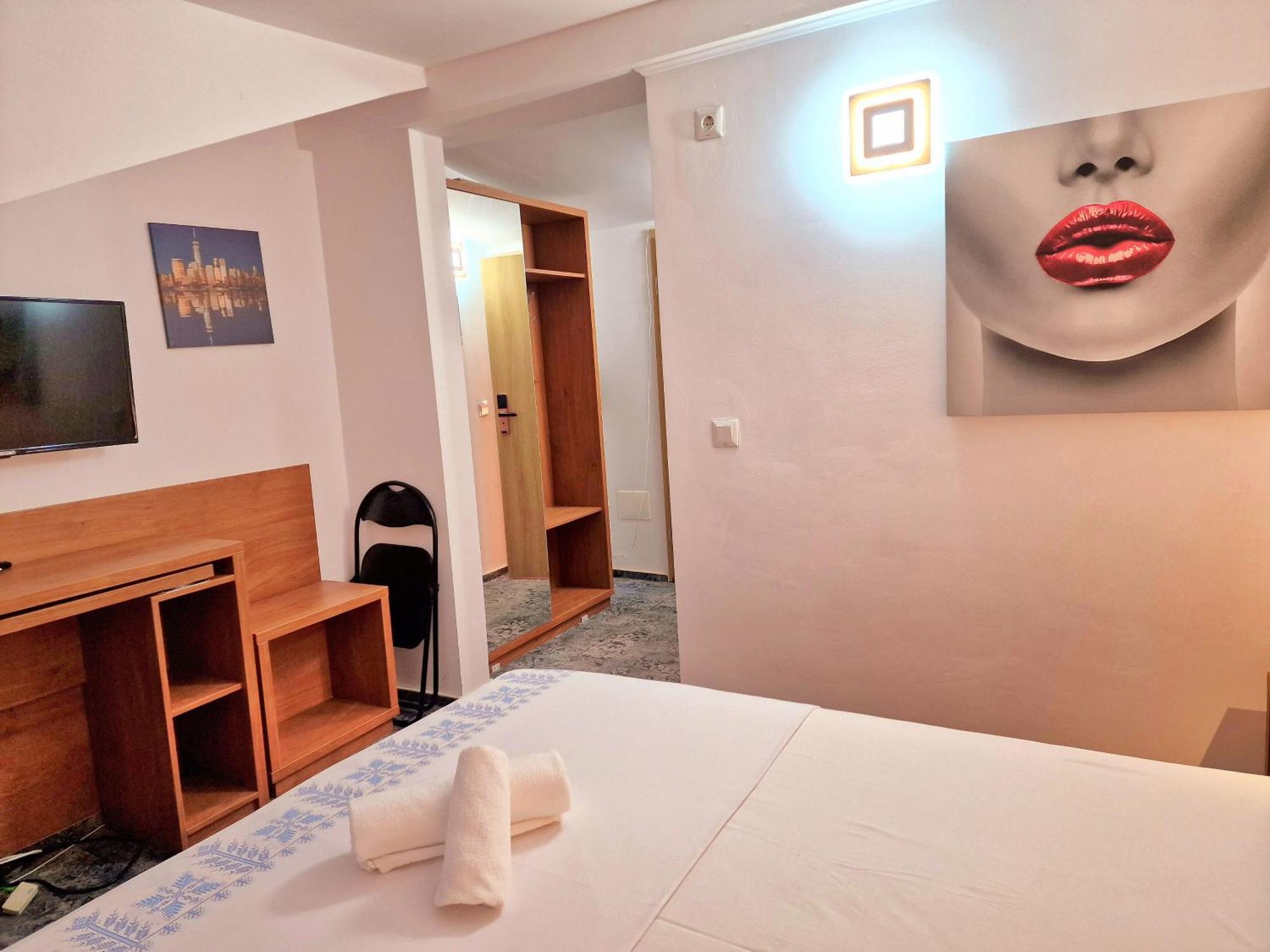 Stay Inn Rediu Valea Lupului  Экстерьер фото